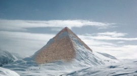Três pirâmides antigas foram descobertas na Antártida